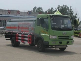 散裝能手 解放駿威加油車(chē)粉罐車(chē)全解析